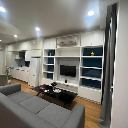 Appartamento Platinum Klcc & Bukit Bintang Kuala Lumpur Esterno foto