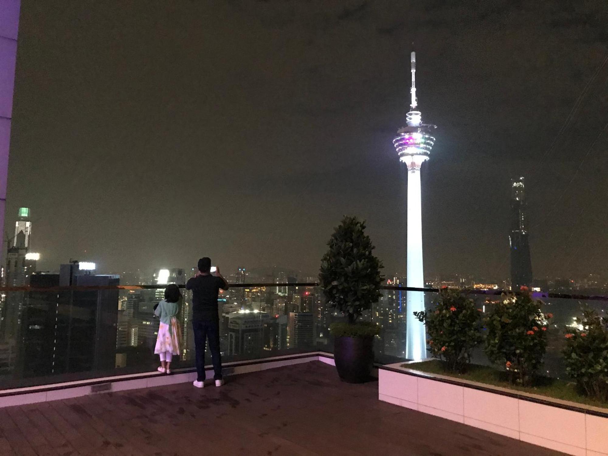 Appartamento Platinum Klcc & Bukit Bintang Kuala Lumpur Esterno foto